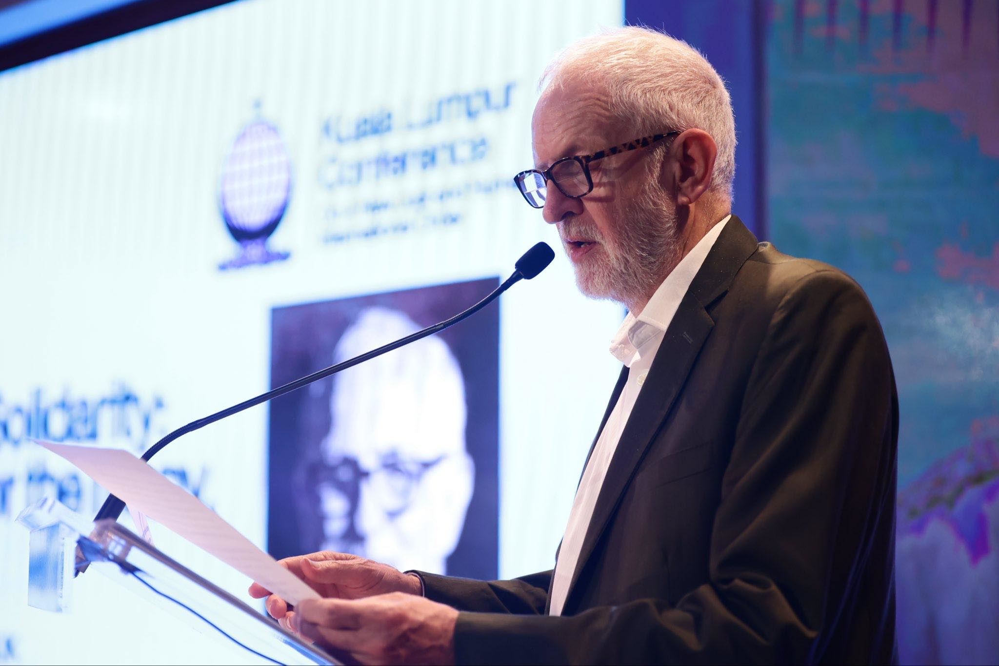 İngiliz Milletvekili Jeremy Corbyn