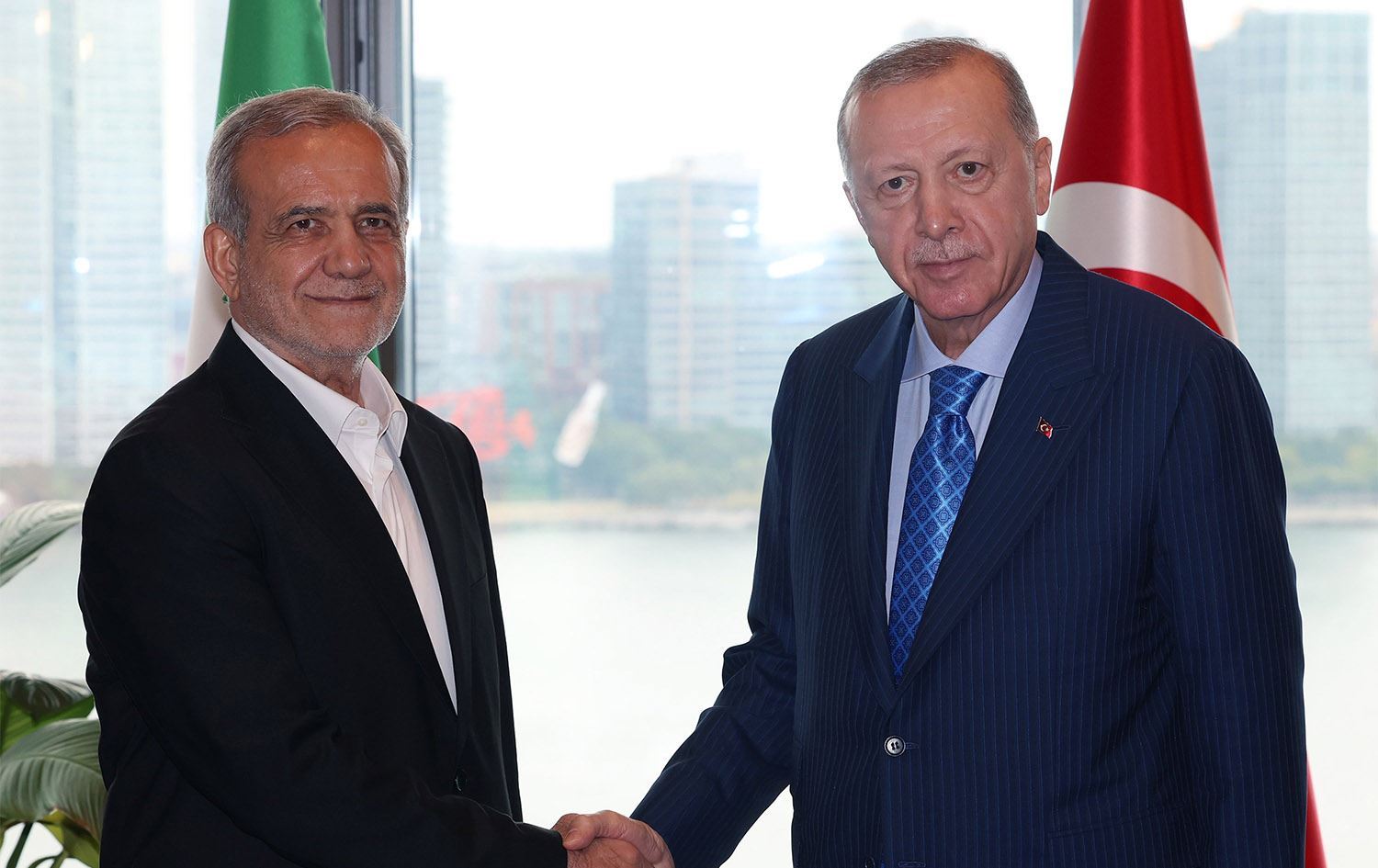 ئەردۆغان و پزیشکیان. 