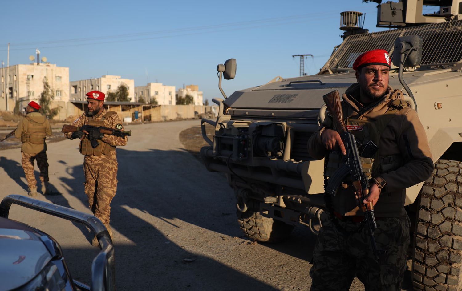 بەڕێوەبەرایەتیی خۆسەر: بەشێکی مێرمنداڵانی زیندانی ئەقتان لەلایەن داعشەوە چەکدار کرابوون