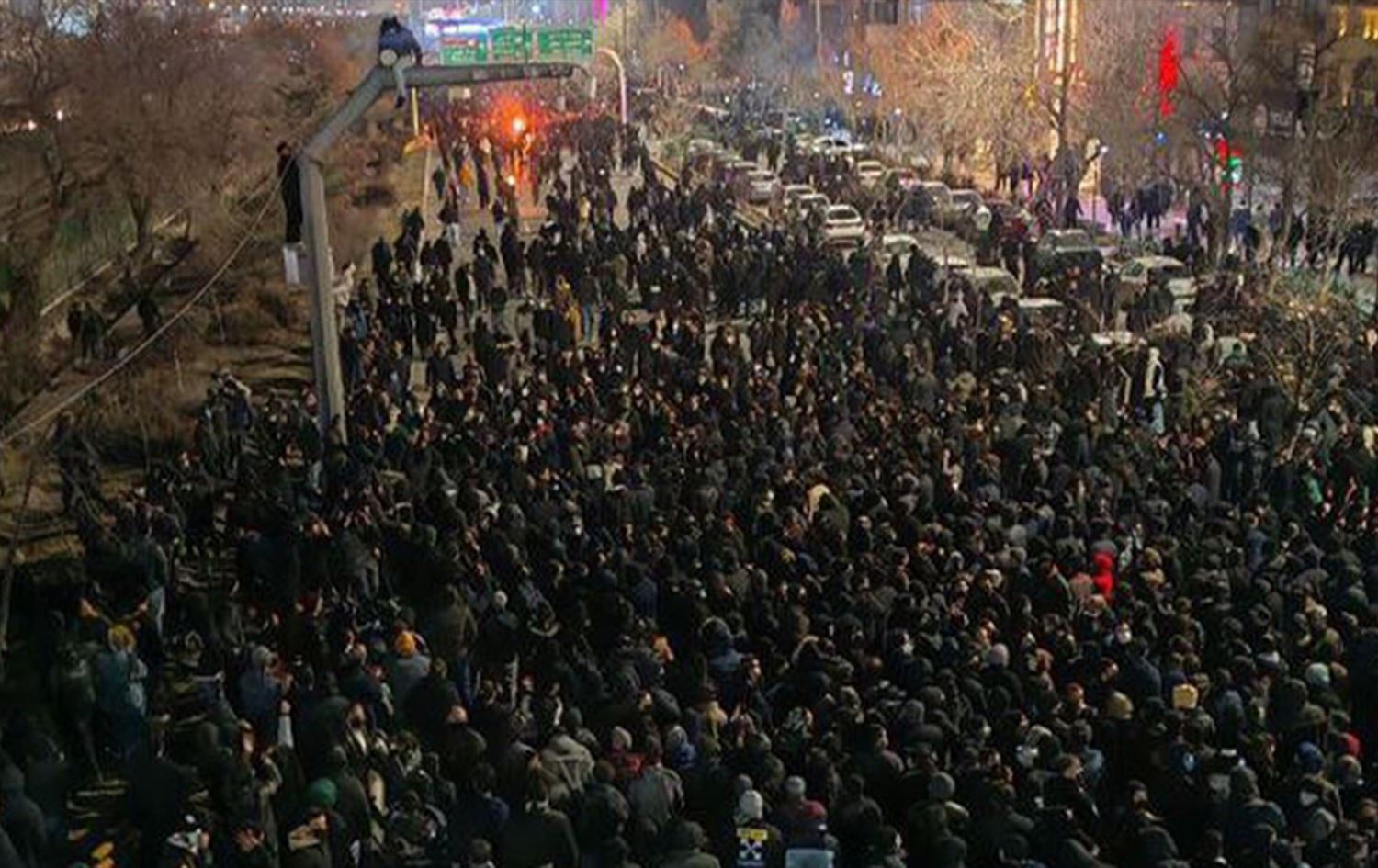 صورة متداولة لتظاهرات في مشهد - أرشيفية