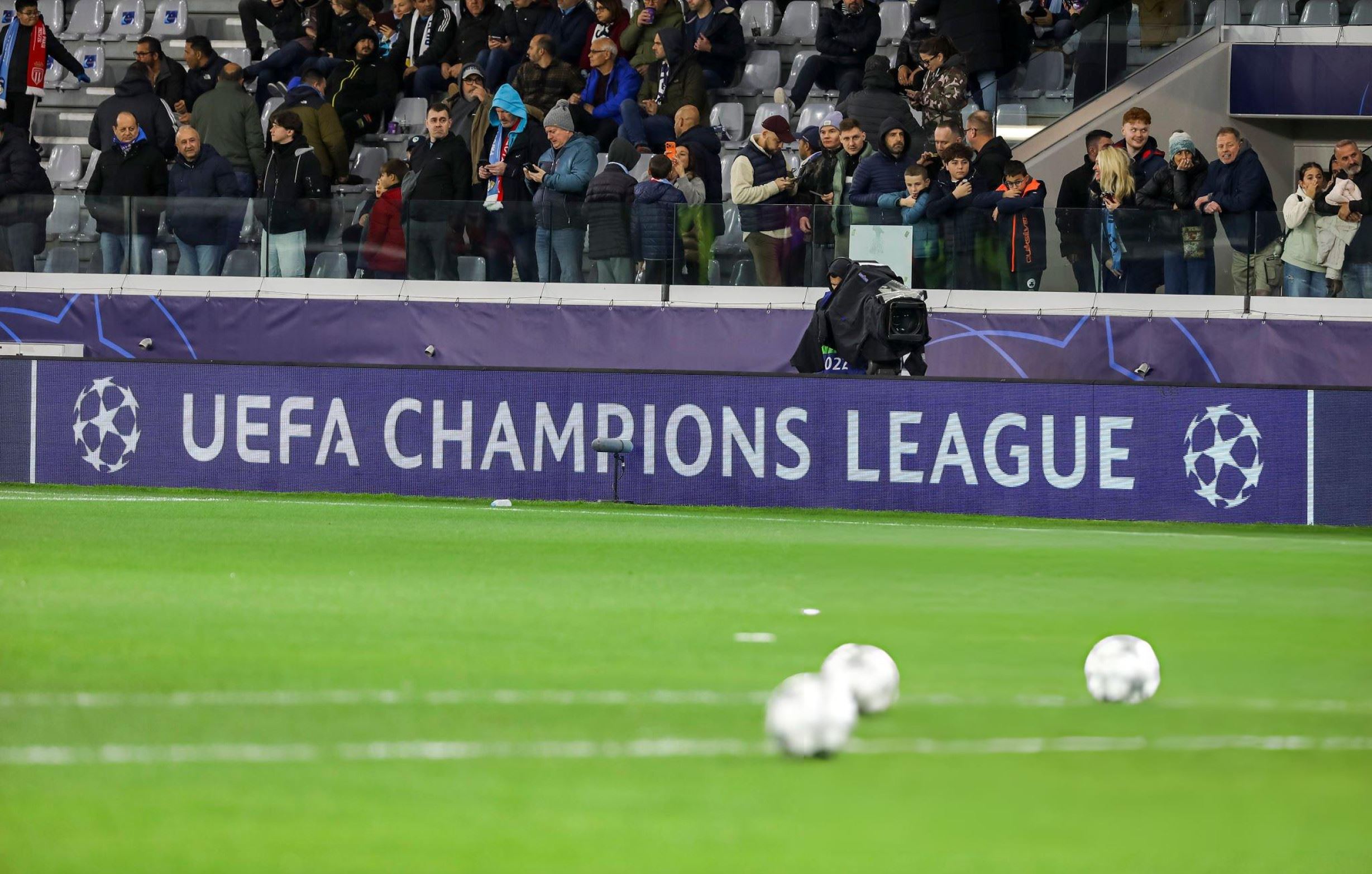 چامپیۆنزلیگ