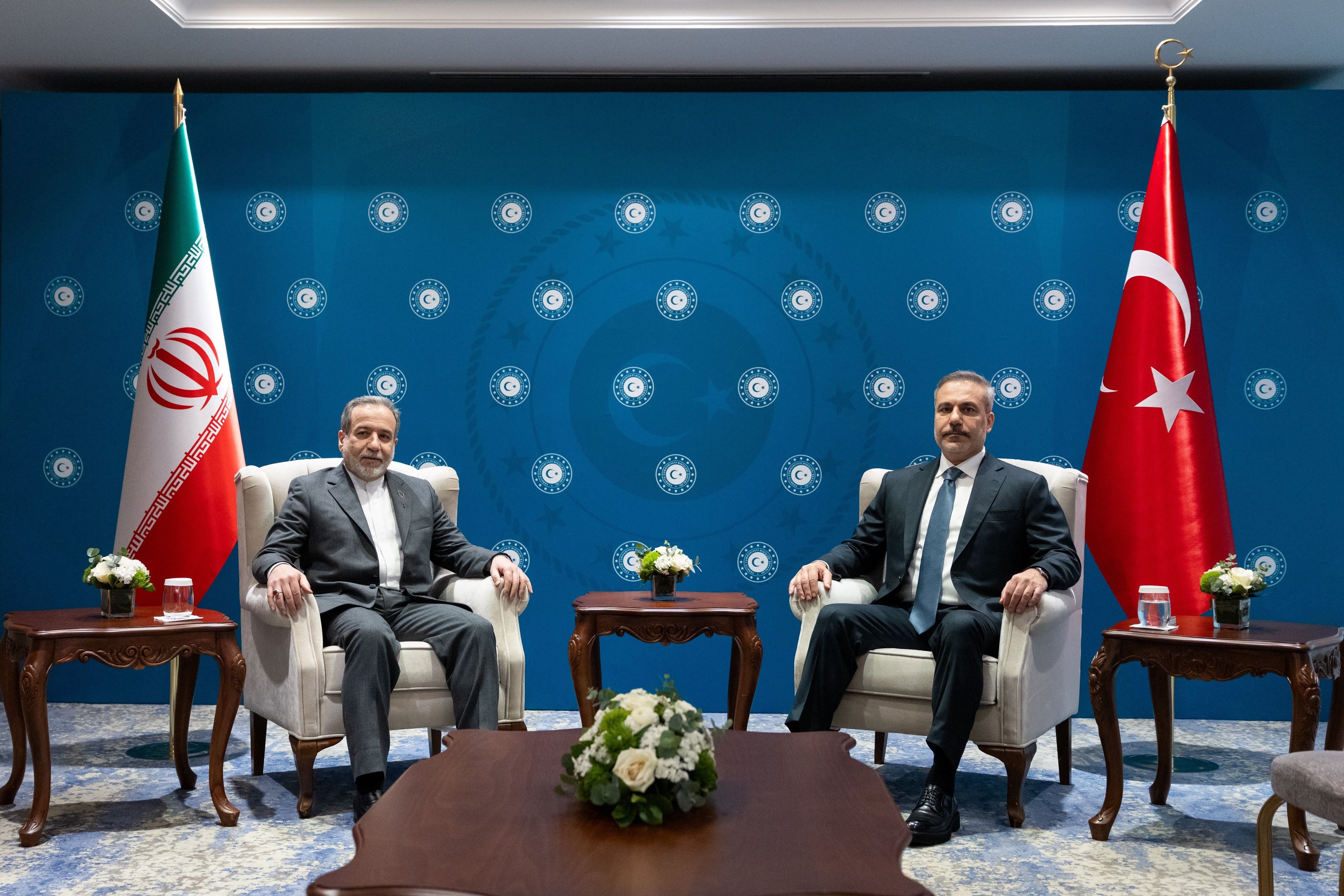 تورکیا هۆشداری لەبارەی پەکەکە دەدات و ئێران وەڵامی یەکێتیی ئەورووپا دەداتەوە