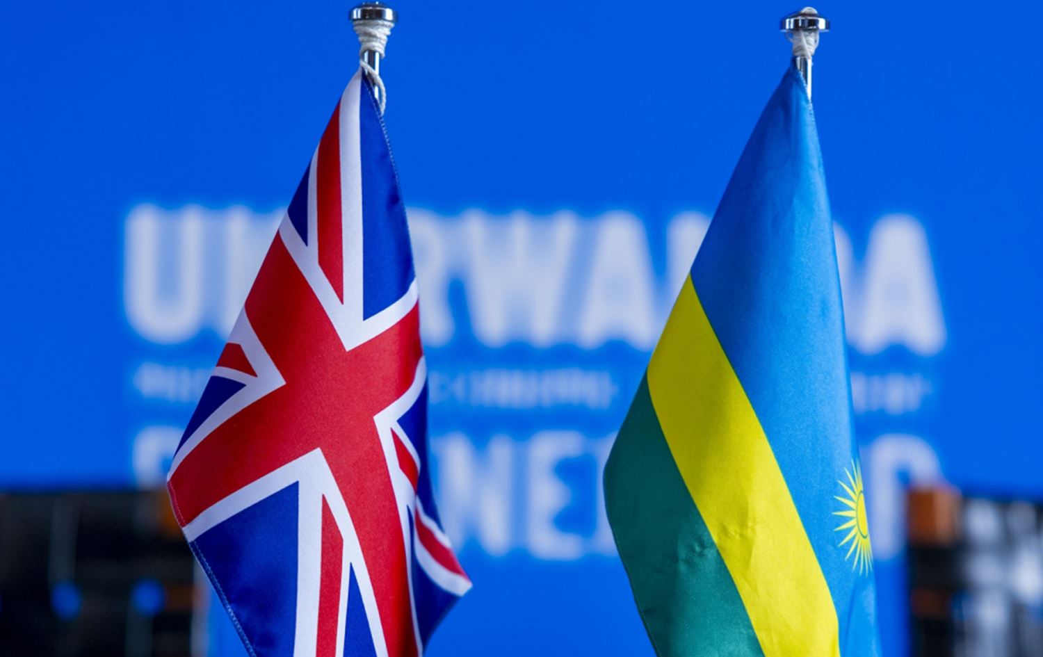 ئاڵای شانشینی بەریتانیا و رواندا