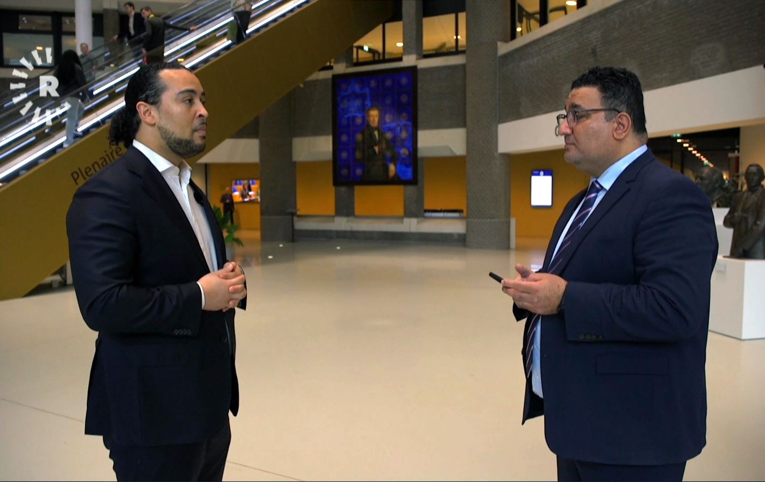 هەڤپەیڤینی هێمن عەبدوڵڵا لەگەڵ دۆن سێیدەر، پەرلەمانتاری هۆڵەندی