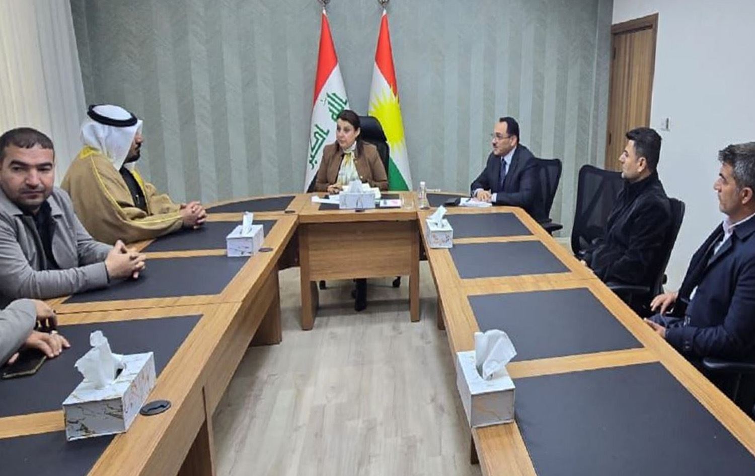 اجتماع وزير الزراعة في إقليم كوردستان مع  ممثل جمعية فلاحي البصرة وعدد من الفلاحين