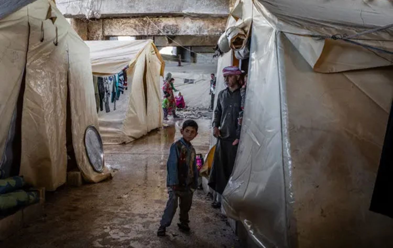 کەمپێکی ئاوارەکان لە پارێزگای ئیدلب