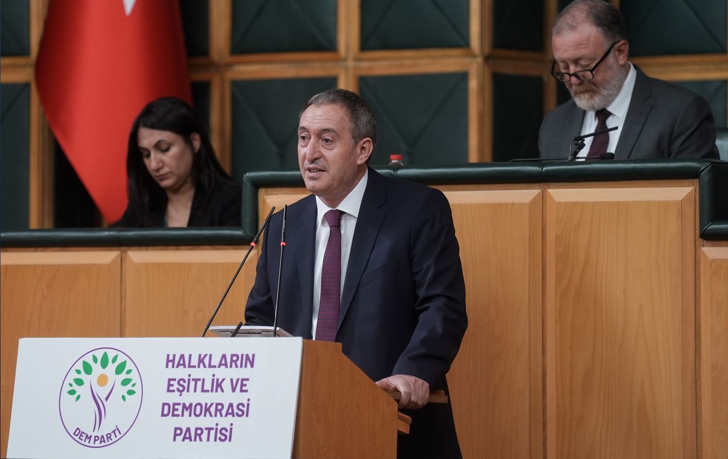 باکرهان: ئۆجەلان پێی گوتین خۆتان بە خاوەنی رۆژئاوای کوردستان بزانن