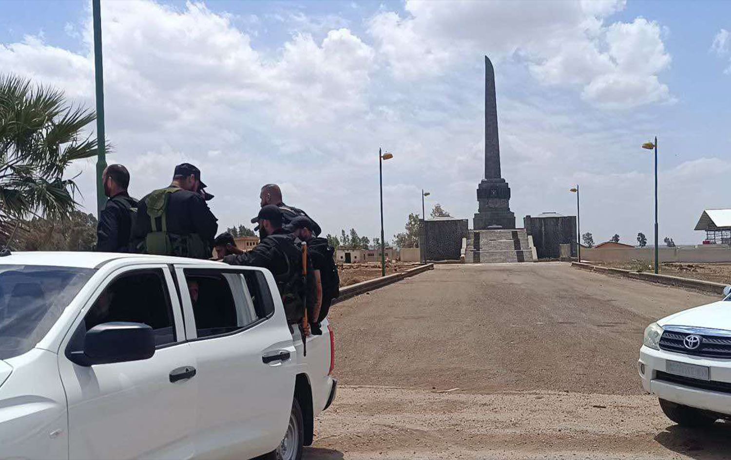 عناصر الأمن العام