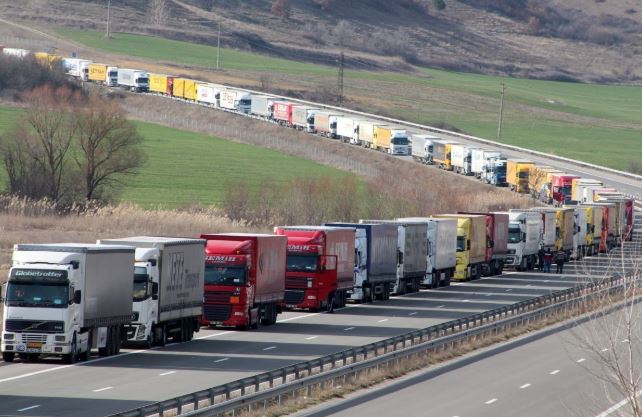 زۆرترین کاڵا هەناردەکراوەکان بریتین لە: کاشی، سیرامیک، شووشە، بەرهەمە پلاستیکییەکان، بەردی ئاسن، گەچ، ئامێری کشتوکاڵ، بەرهەمی پیشە دەستییەکان و سەوزە و میوە