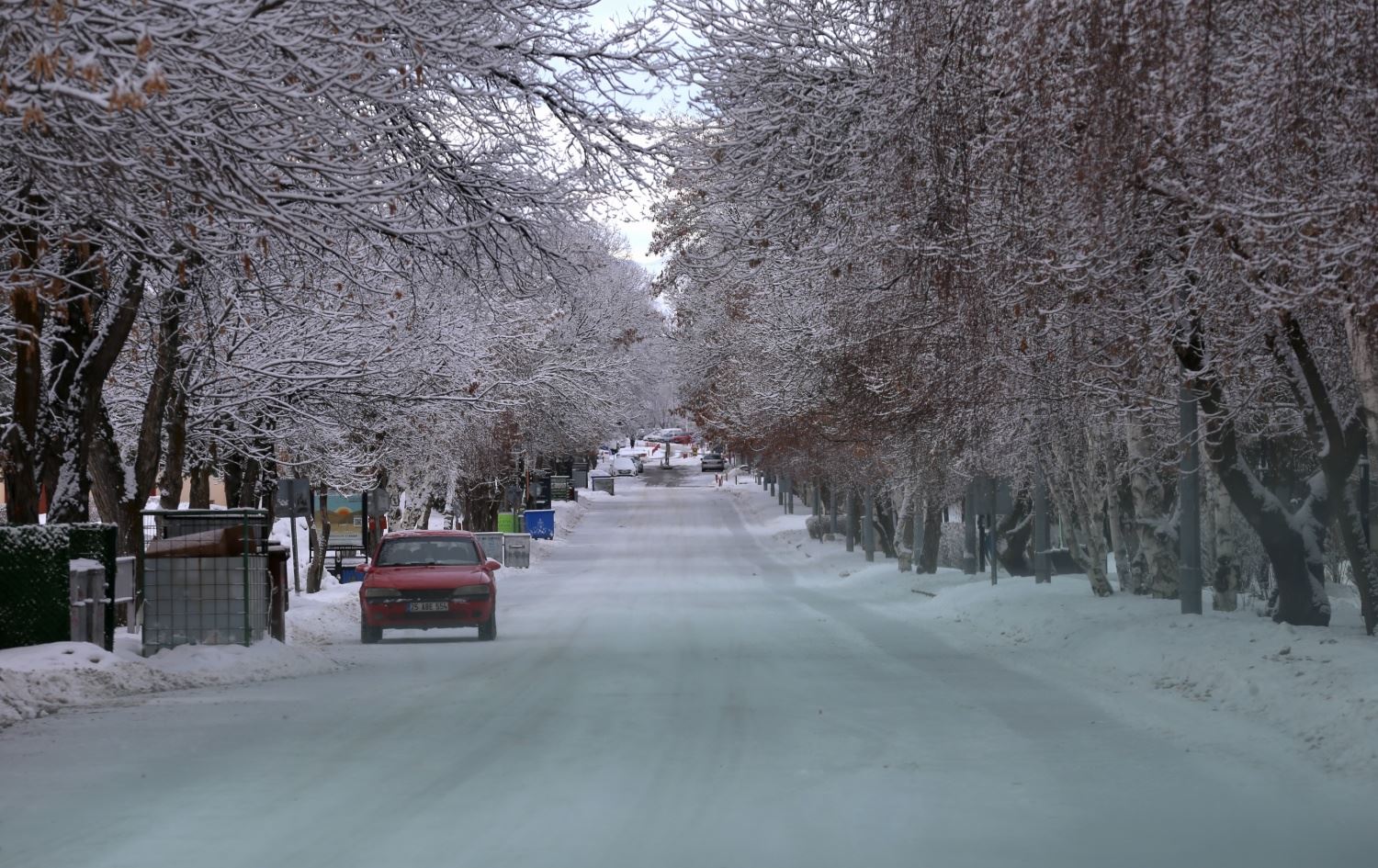 بەفربارین لە قەرس