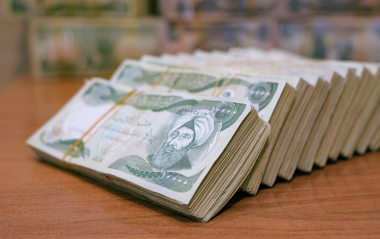 خشتەی مووچەی مانگی یەک بڵاوکرایەوە؛ لە 3 رۆژدا مووچەی هەمووان دەدرێت