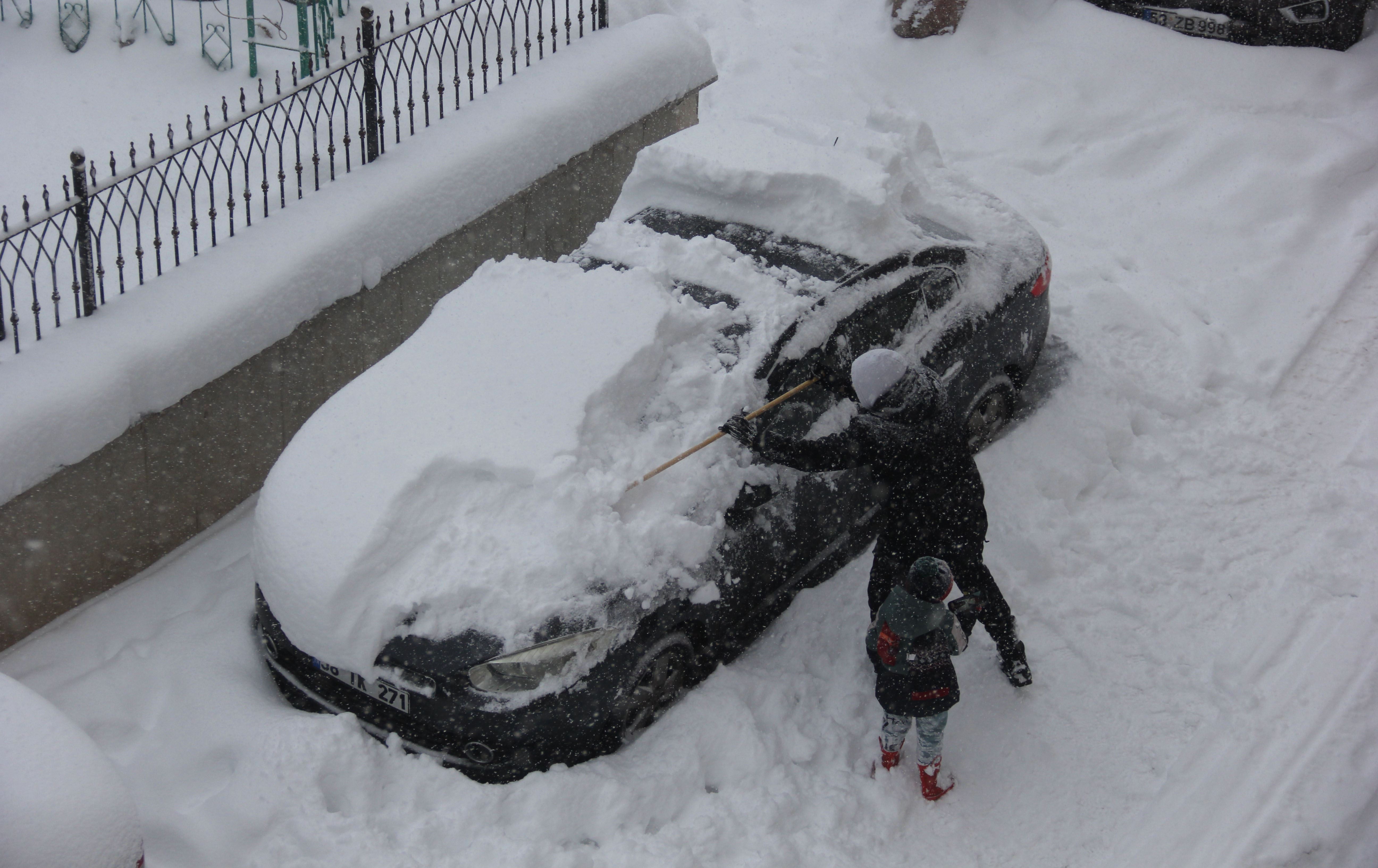 بەفربارین لە باکووری کوردستان. وێنە: AA/ئەرشیڤ