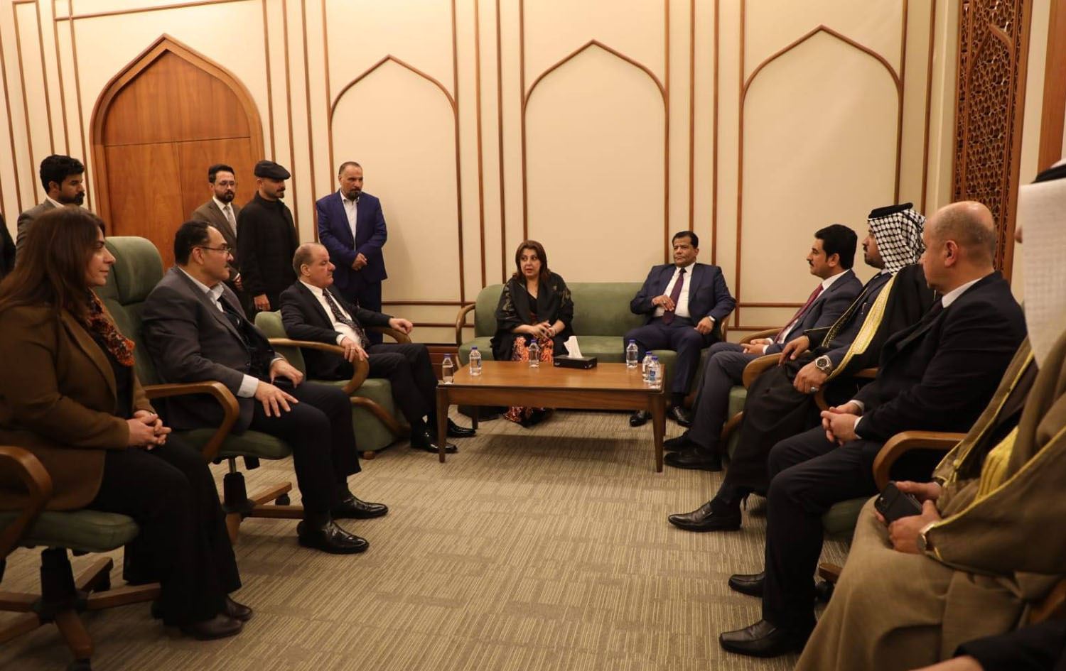 کۆبوونەوەی بێگەرد تاڵەبانی، وەزیری کشتوکاڵ و سەرچاوەکانی ئاوی حکومەتی هەرێمی کوردستان لەگەڵ بەرپرسانی بەسرە