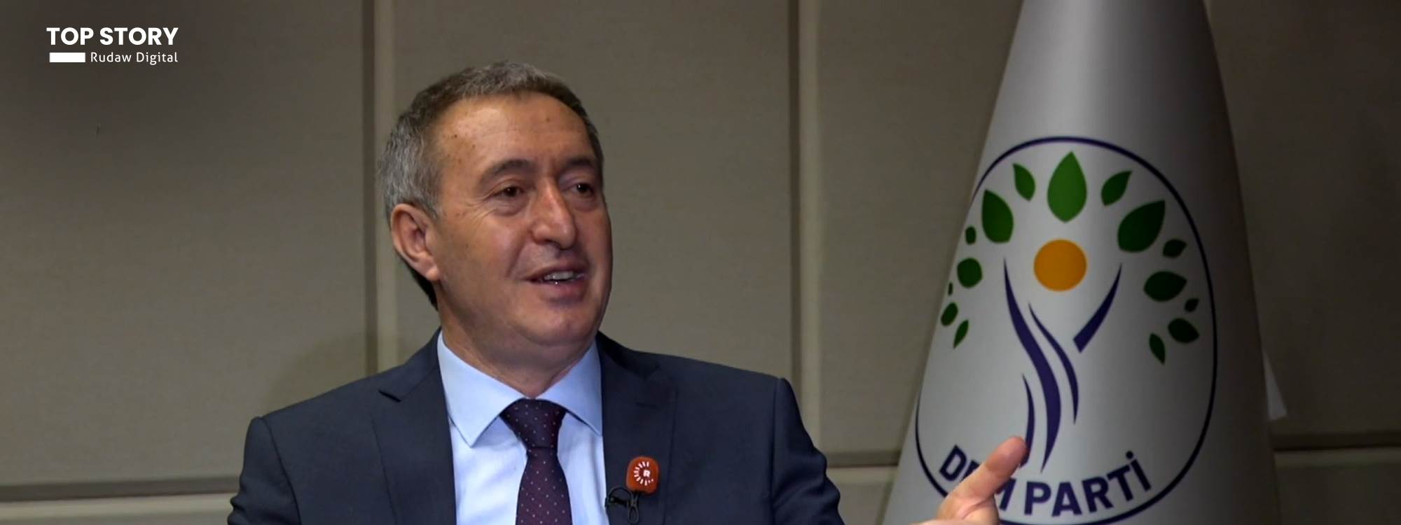 تونجر باكرهان: وحدة الكورد تاريخية بالنسبة لروجآفا كوردستان