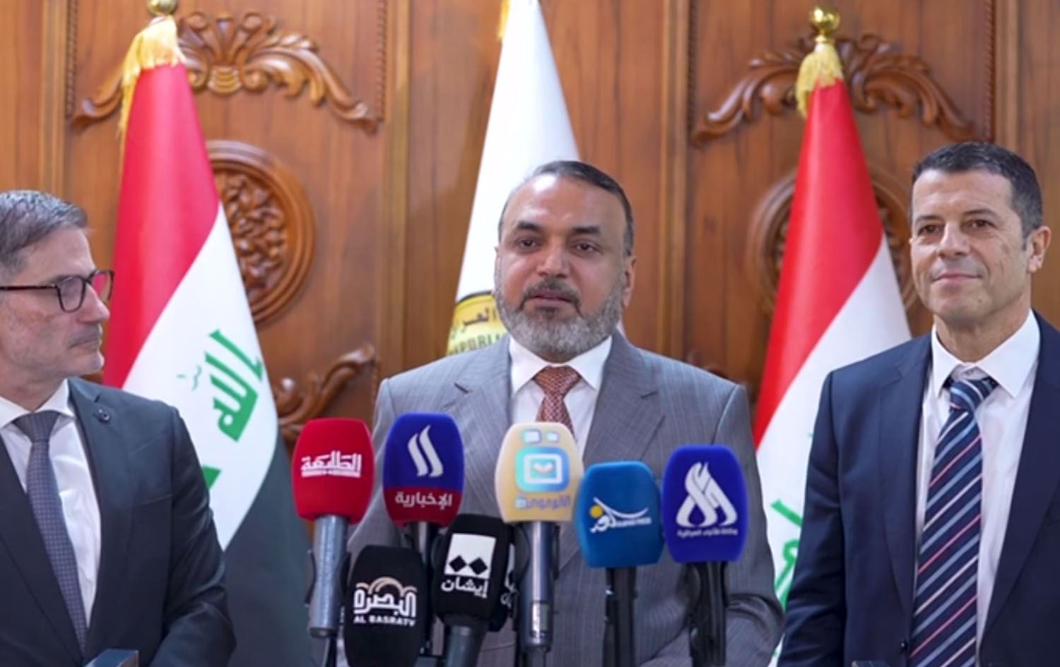 وزير التربية وكالة أحمد الأسدي