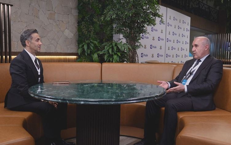 وزير الكهرباء بحكومة اقليم كوردستان كمال محمد ومحمد الشيخ فاتح