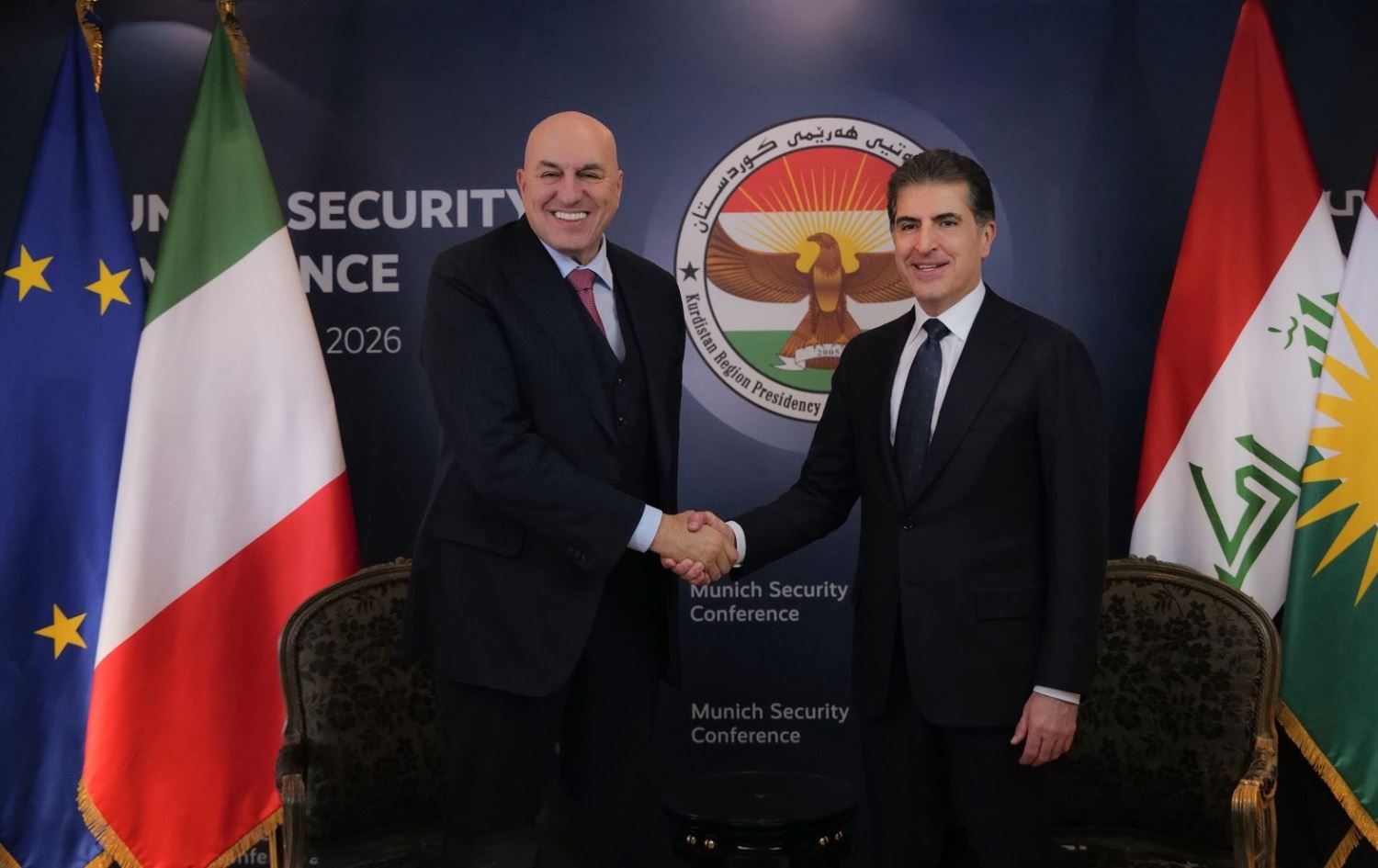 رئيس إقليم كوردستان نيجيرفان بارزاني ووزير الدفاع الإيطالي غويدو كروزيتو
