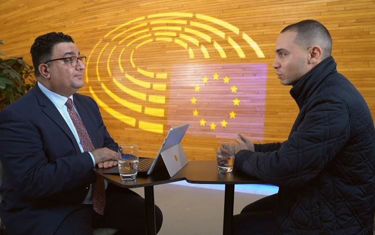 Foto: Avrupa Parlamentosu (AP) Milletvekili Daniel Attard, Rûdaw sunucusu Hemin Abdullah'ın sorularını yanıtladı/ 14 Şubat 2026 Brüksel 