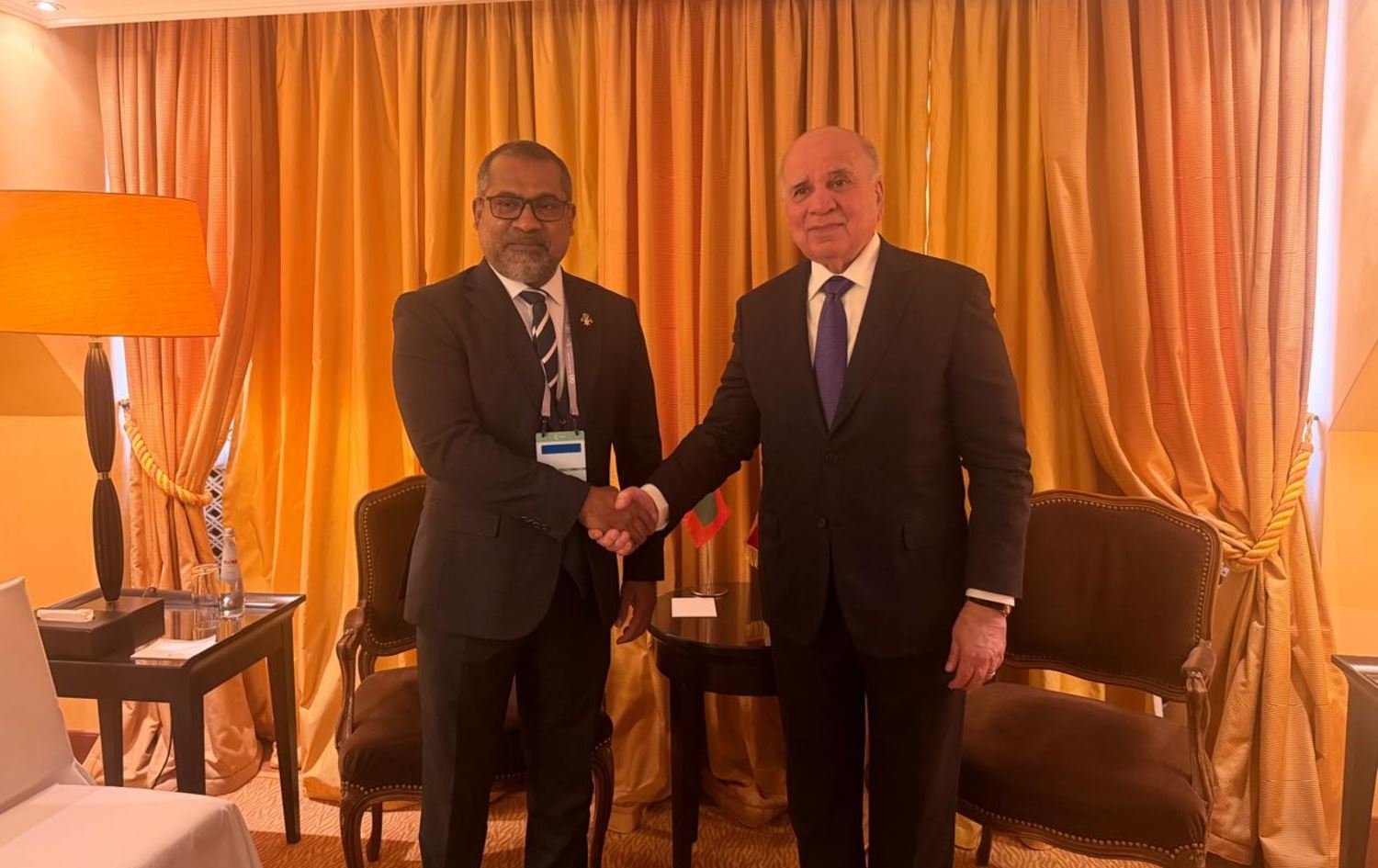 لقاء وزير الخارجية العراقي ونظيره المالديفي 