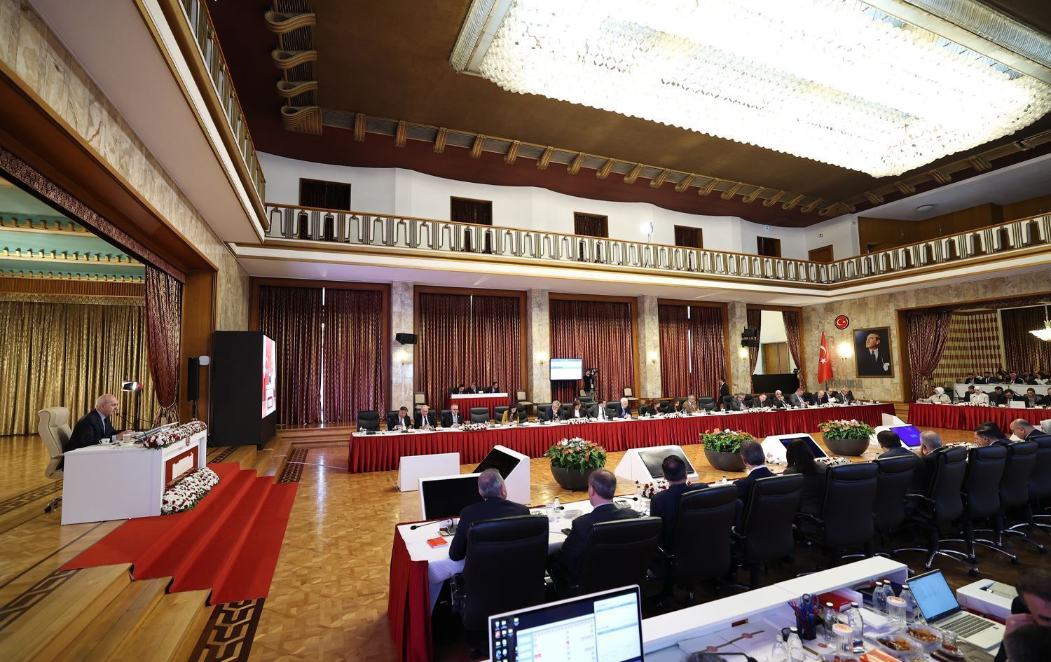 کۆبوونەوەیەکی پێشووی کۆمیسیۆنی پرۆسەی چارەسەری