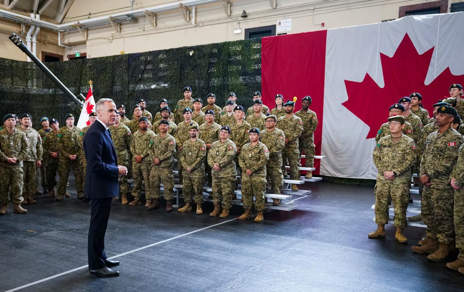 کەنەدا پلانێکی گەورەی سەربازی رادەگەیێنێت