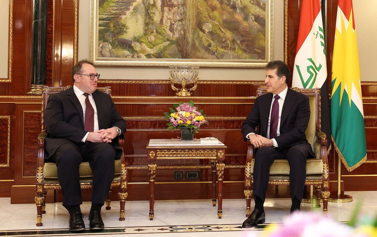 نيجيرفان بارزاني، رئيس إقليم كوردستان والقائم بأعمال السفارة الأميركية في العراق، جوشوا هاريس 