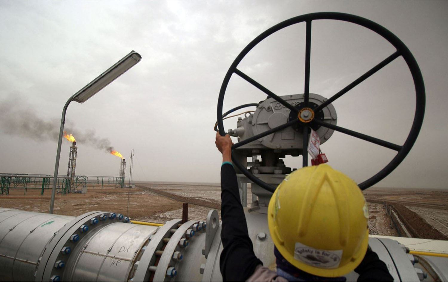 حقل نفطي عراقي/ صورة أرشيفية-AFP