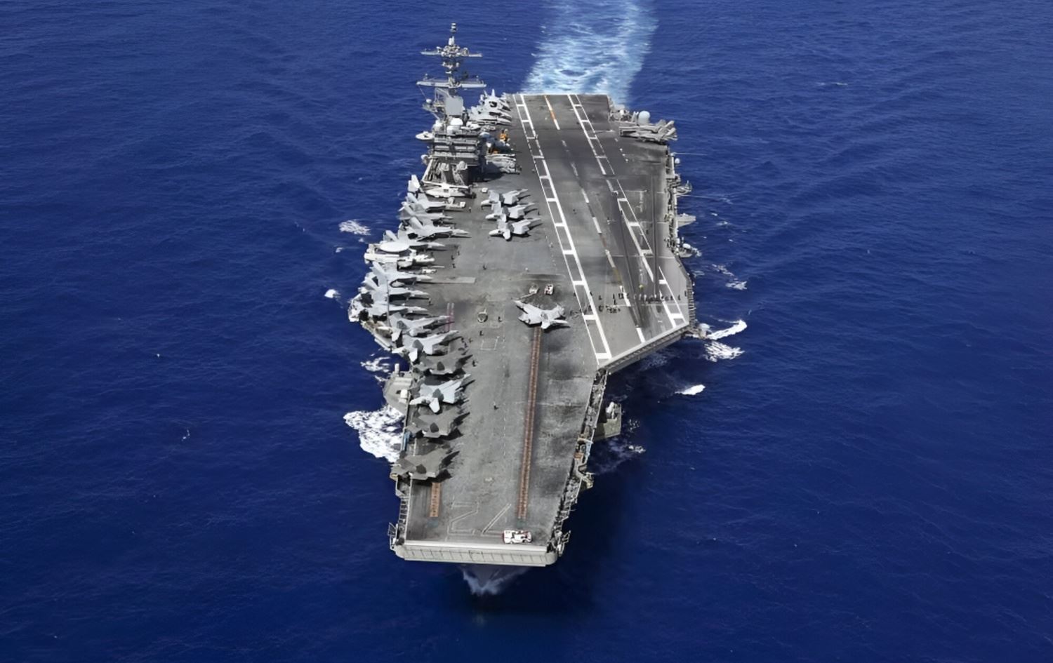کەشتی فرۆکە هەڵگری (USS Abraham Lincoln)