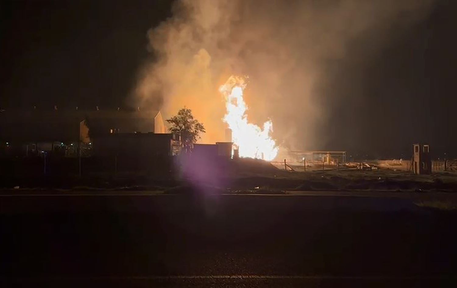 Piştî teqînê agirê ku bi boriya gazê ketiye / Wêne: Rûdaw