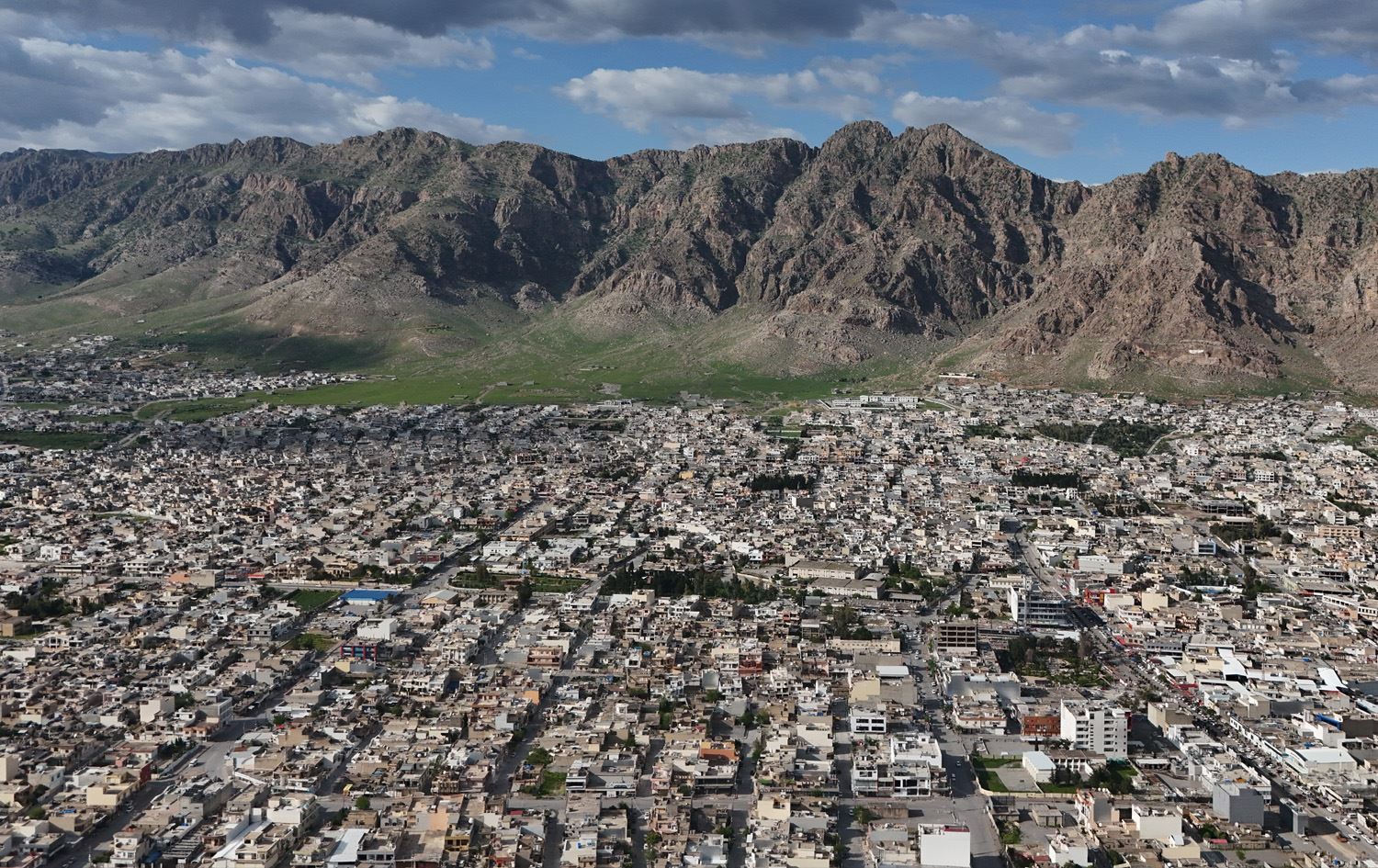 کارەبای راپەڕین: پێش نەورۆز کارەبای زۆربەی قەزاکە دەبێتە 24 کاژێری