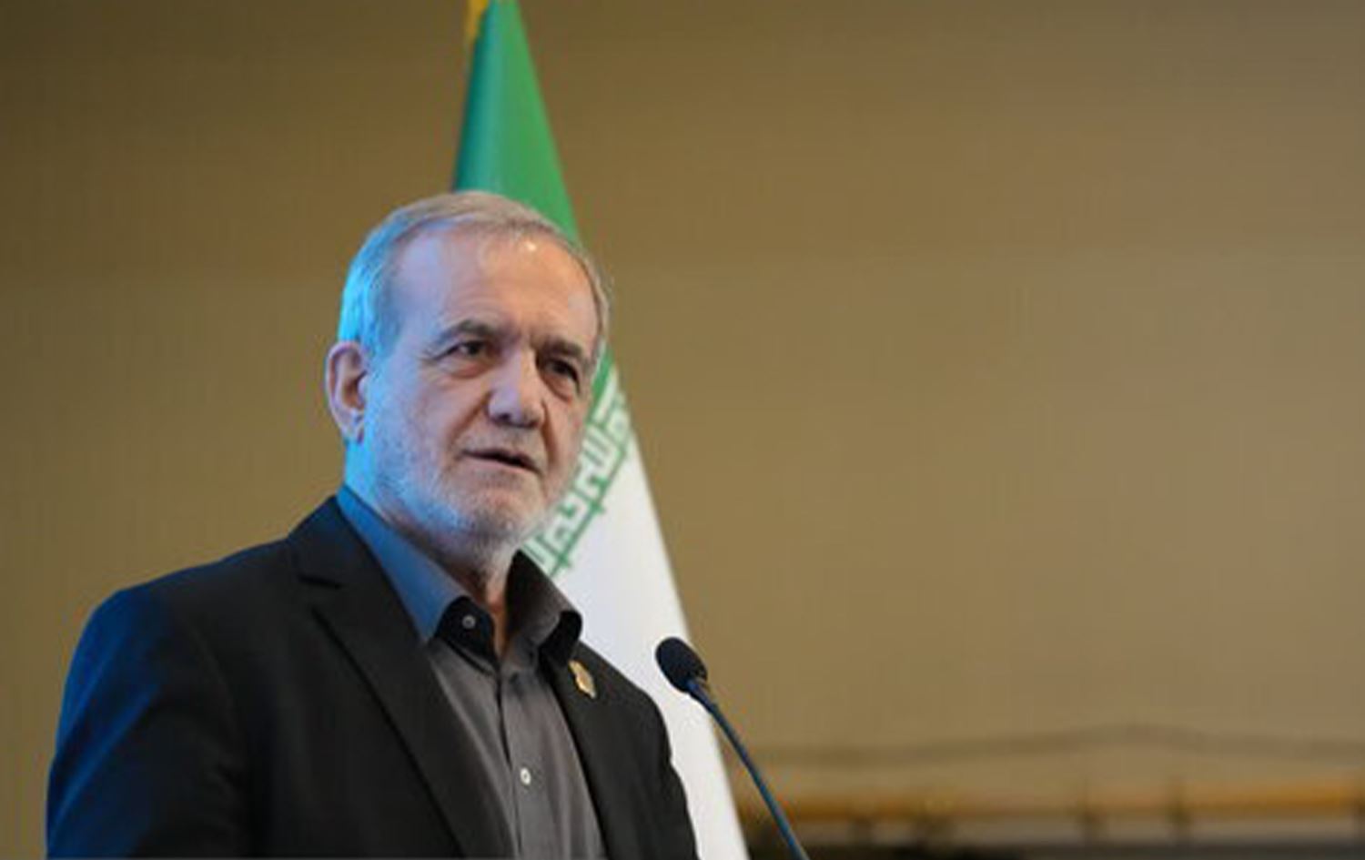 مسعود بزيشكيان الرئيس الإيراني