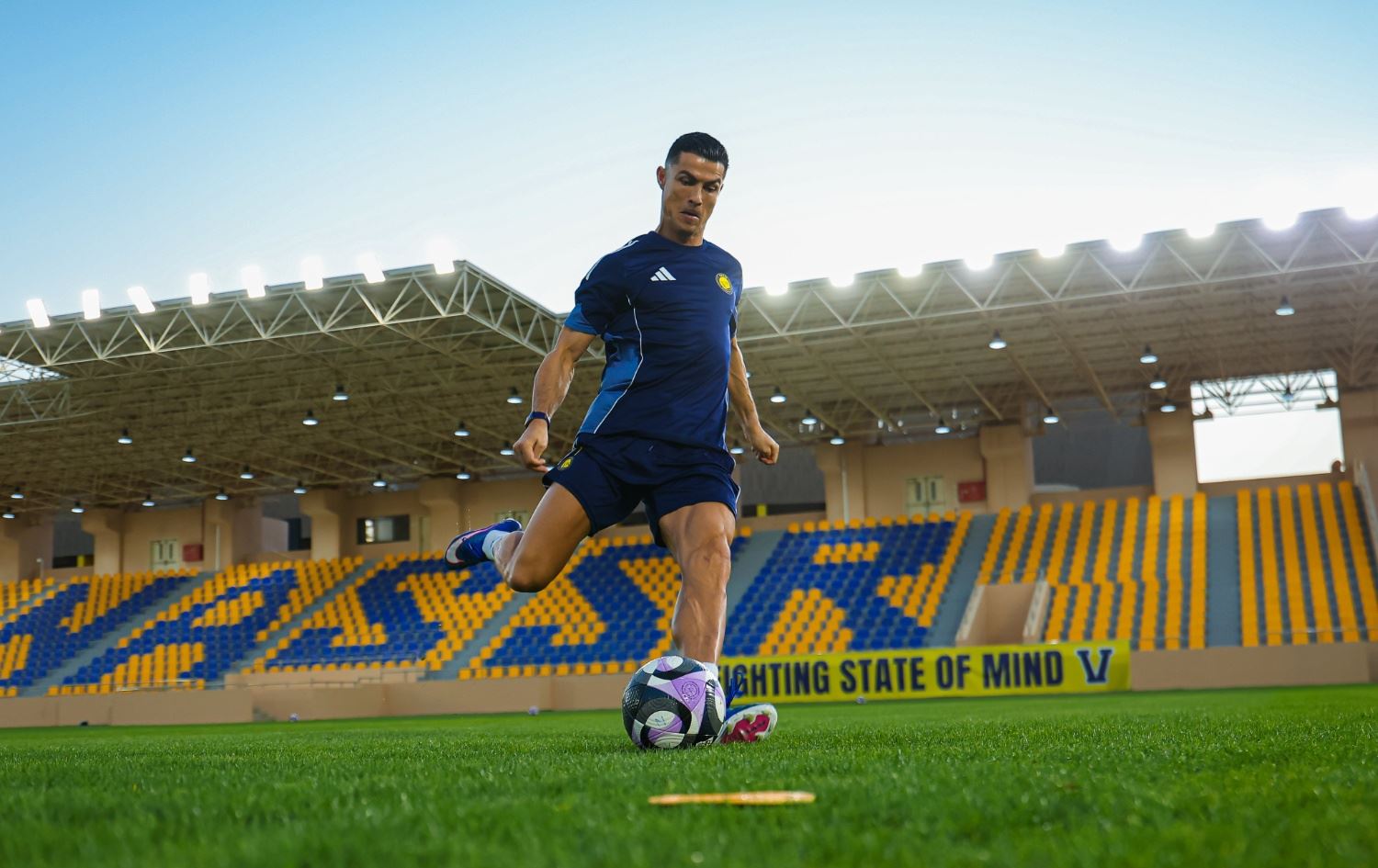 رونالدو يستحوذ على 25% من نادي ألميريا الإسباني