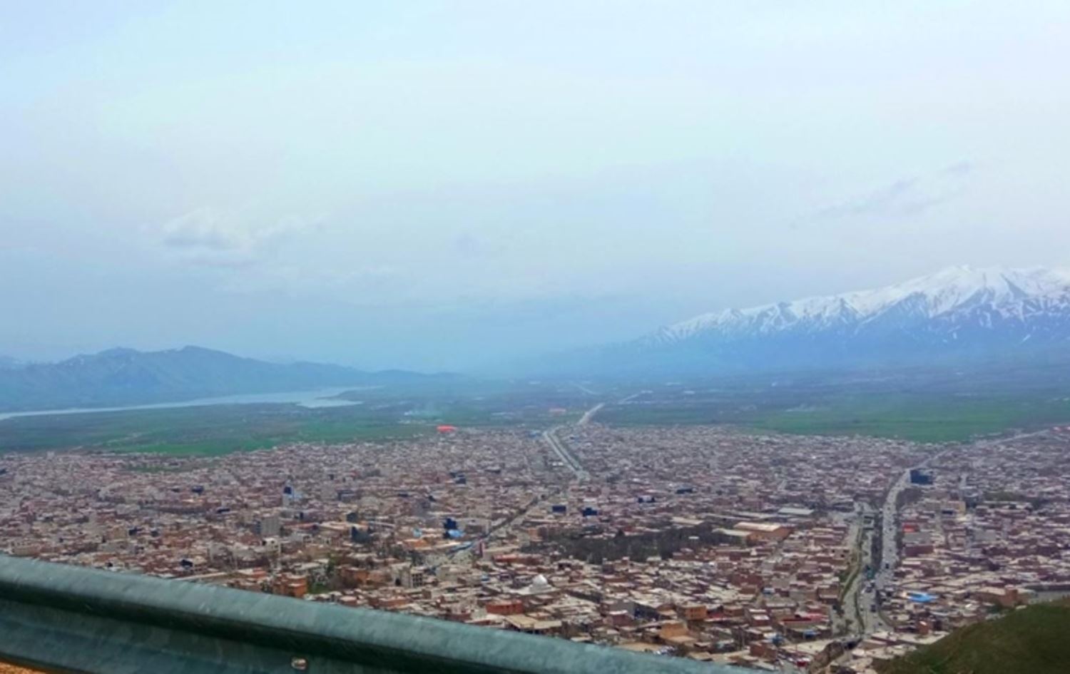 دیمەنێکی پیرانشار