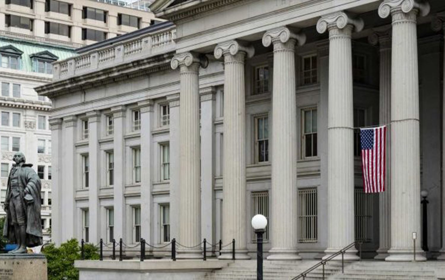 الخزانة الأميركية تقترح فصل مصرف سويسري من النظام المالي لصلاته بروسيا وإيران