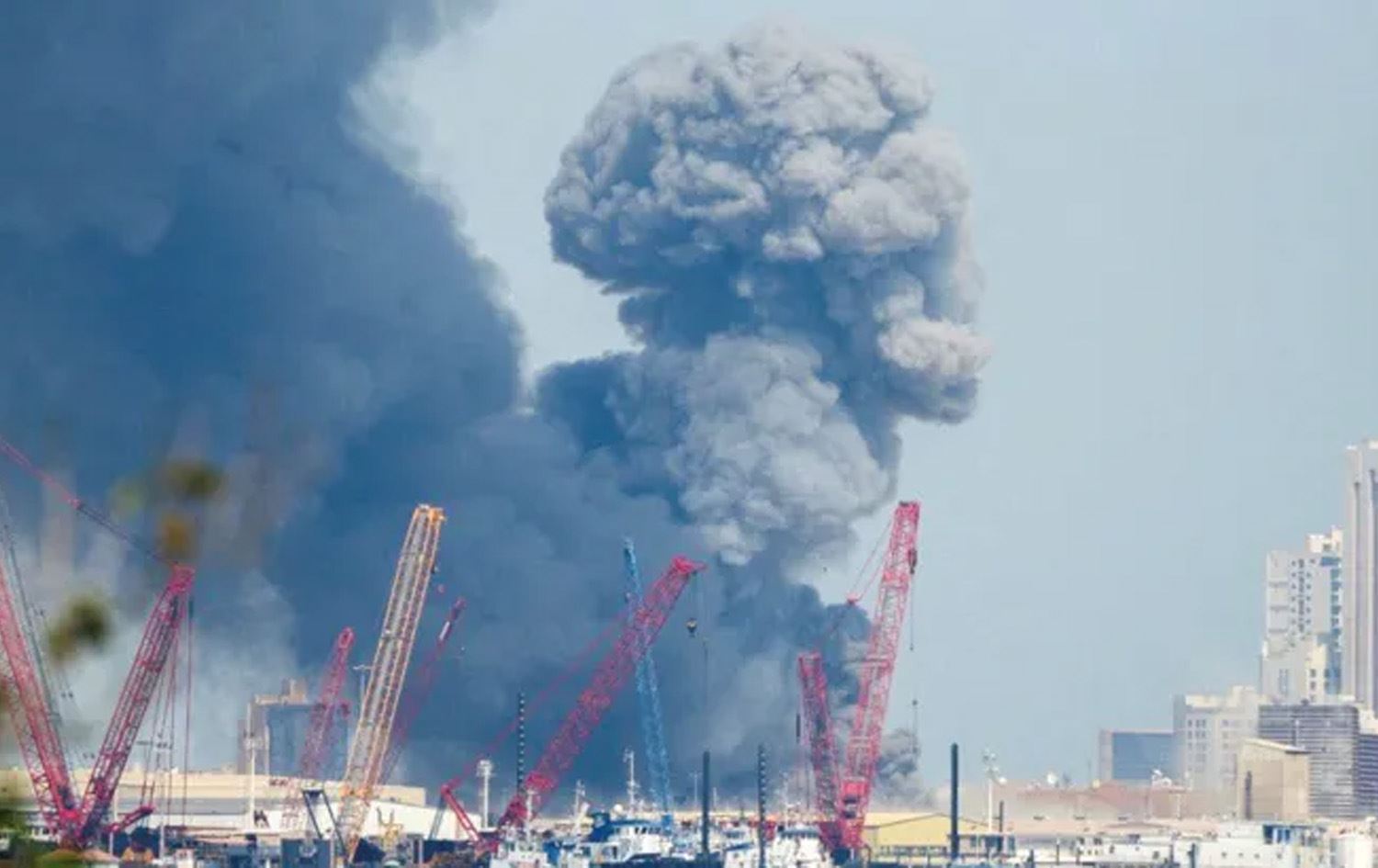 دیمەنی دوای بۆردوومانێکی ئێران بۆسەر پایتەختی بەحرێن