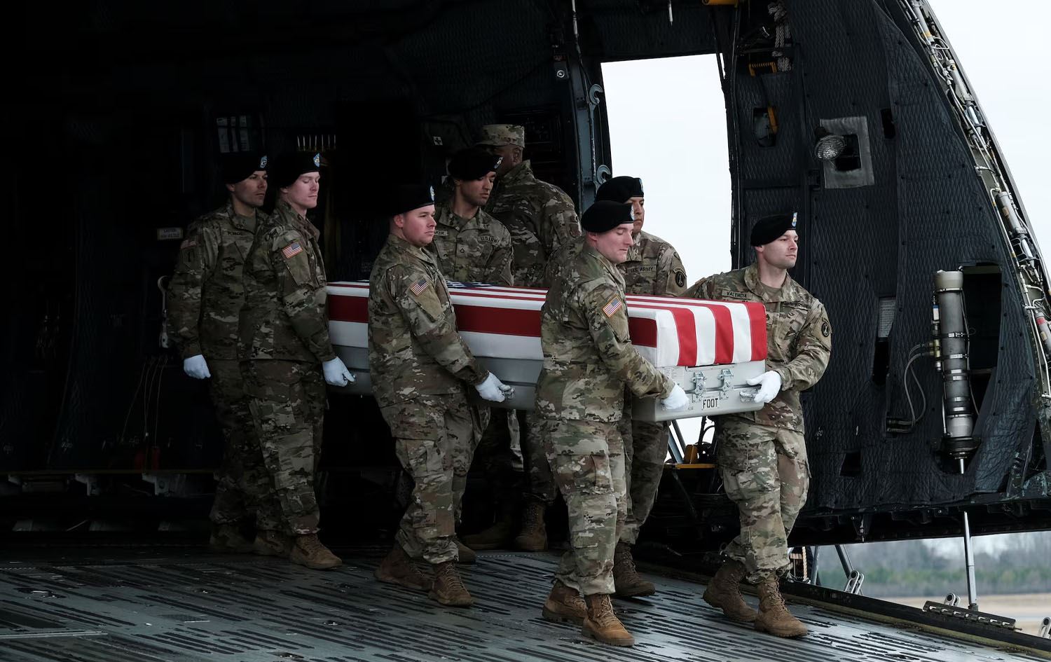 Dîmenê dema veguhastina termên leşkerê Amerîkayê\ Wêne: Reuters