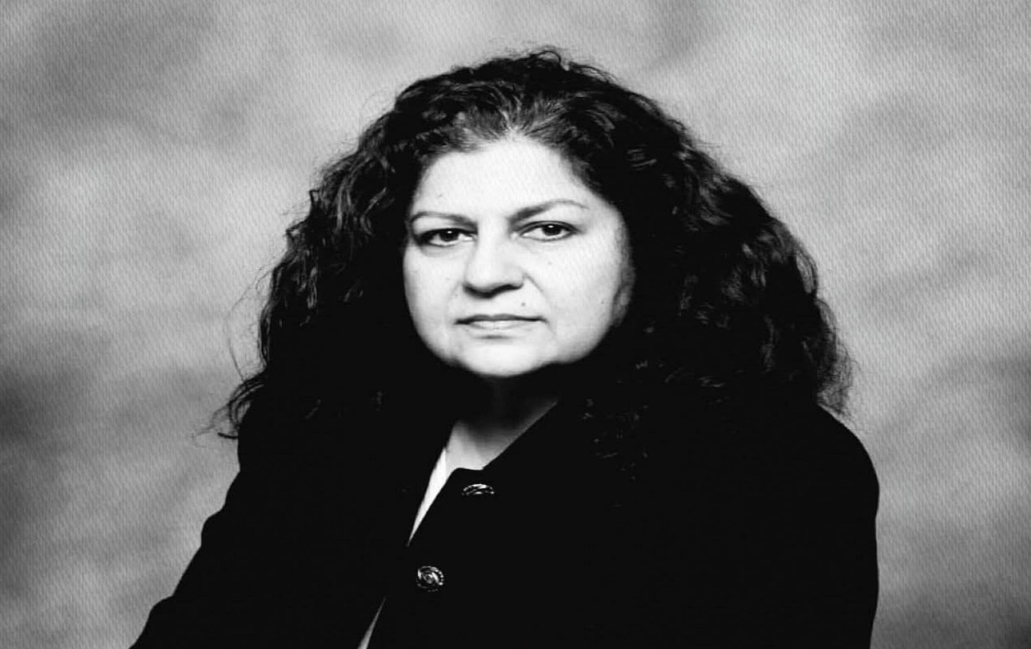 الناشطة المدنية ينار محمد