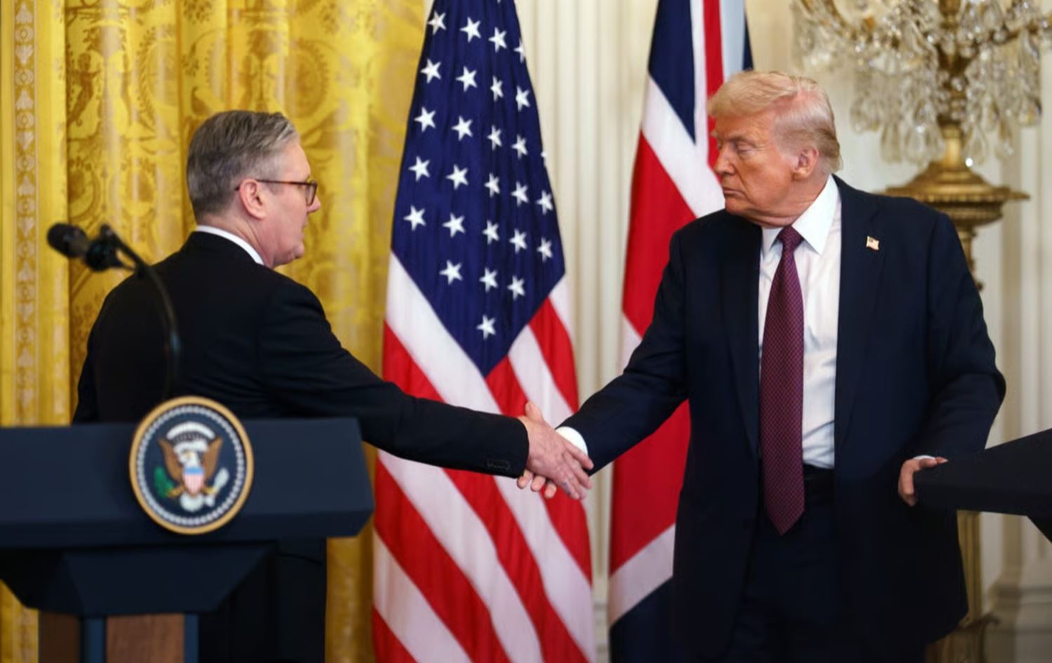 دۆناڵد ترەمپ، سەرۆکی ئەمریکا و کییەر ستامەر، سەرۆکوەزیرانی بەریتانیا