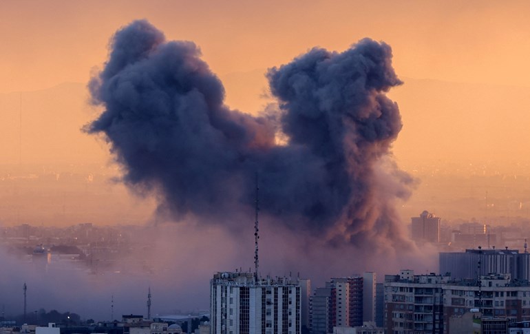 تاران دوای هێرشی ئەمریکا و ئیسرائیل