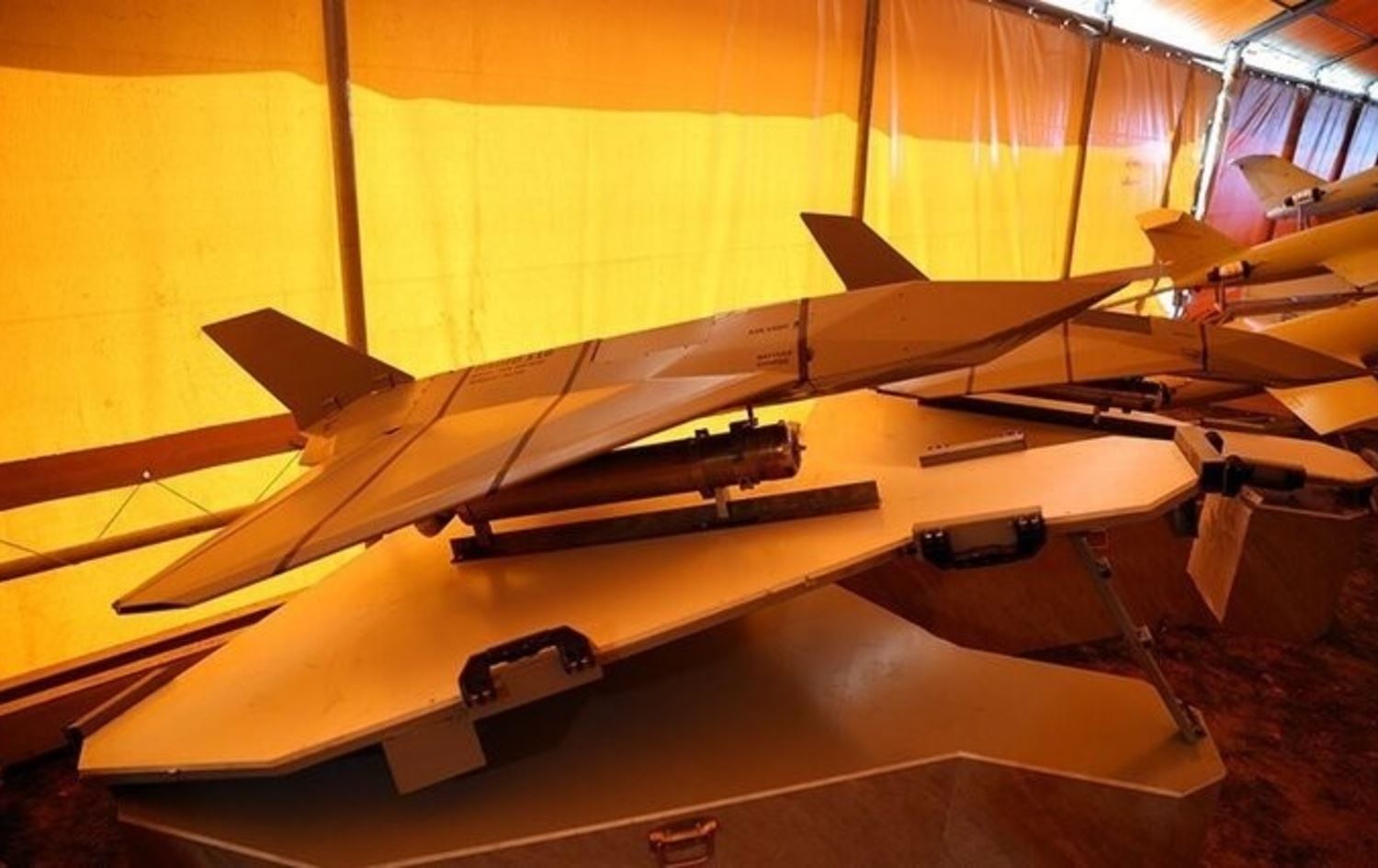 İran medyası: Devrim Muhafızları ilk kez ‘Hadid-110’ dronunu kullandı      