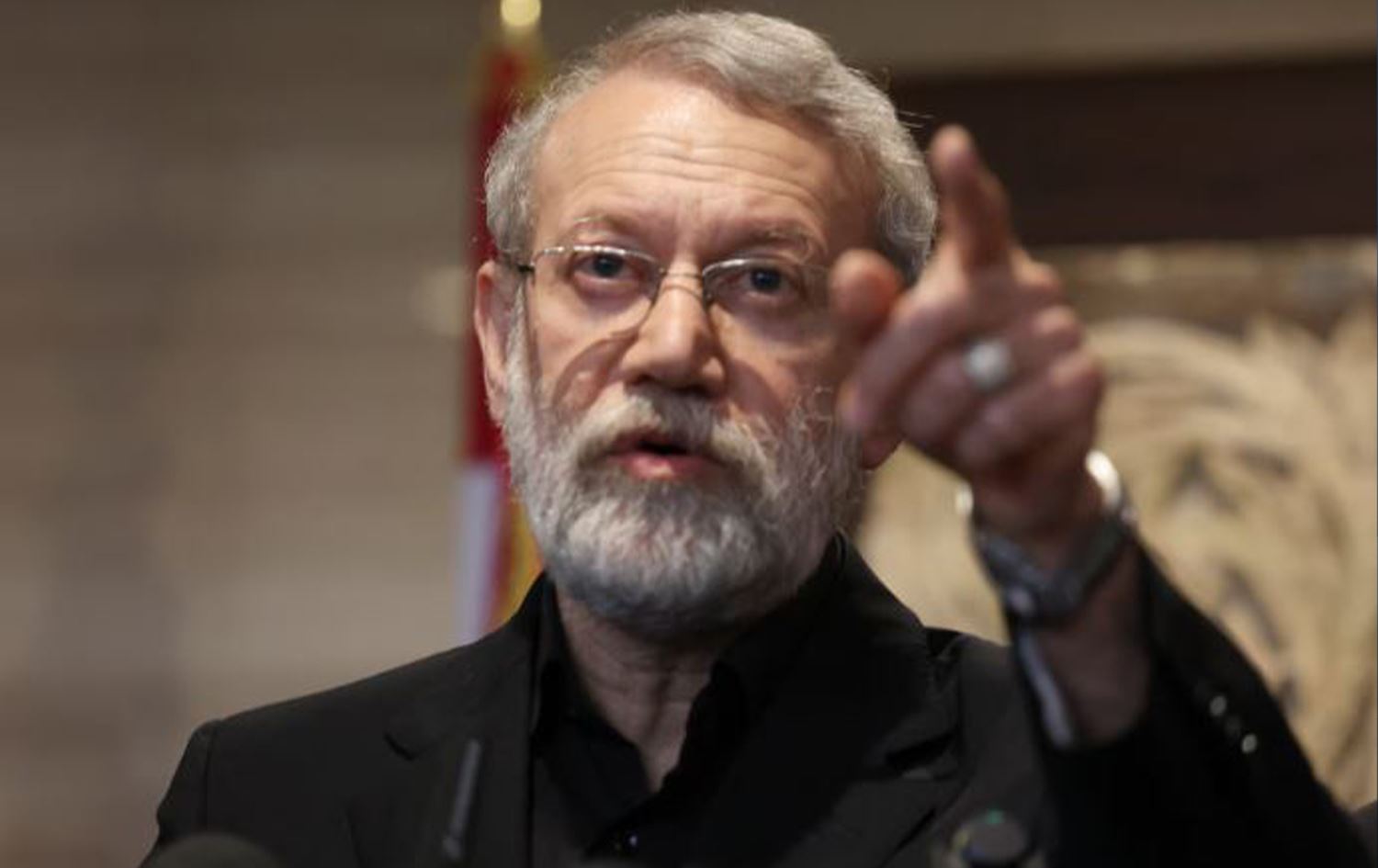 Laricani’den ABD’ye gözdağı: İran topraklarına ayak basan askerler öldürülecek veya esir alınacak  