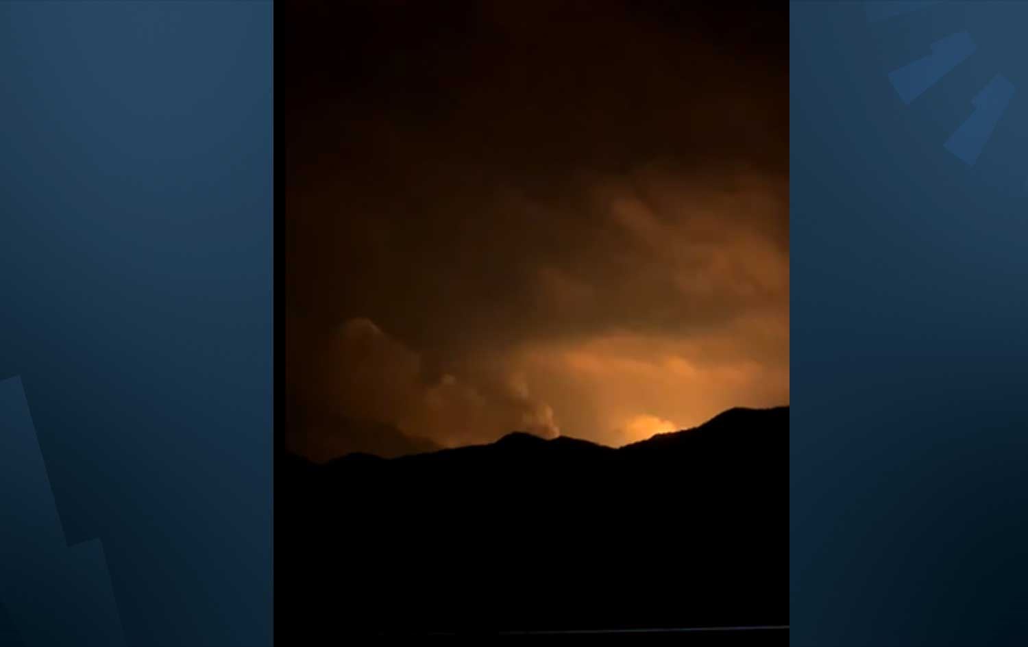 لە چەمانکێ دوو درۆن کەوتنەخوارەوە کە ئاراستەی کێڵگەیەکی نەوت کرابوو