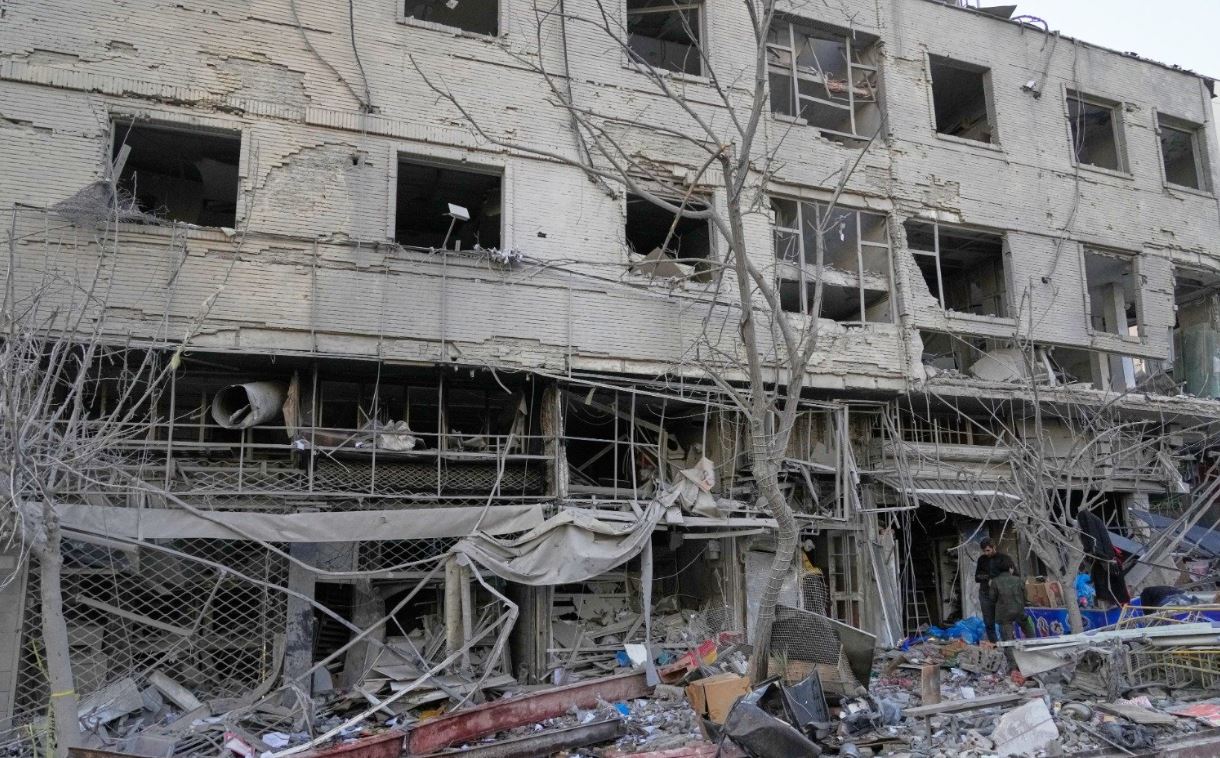 بەهۆی بۆردوومانەکانەوە 20 کەس لە شیراز کوژران