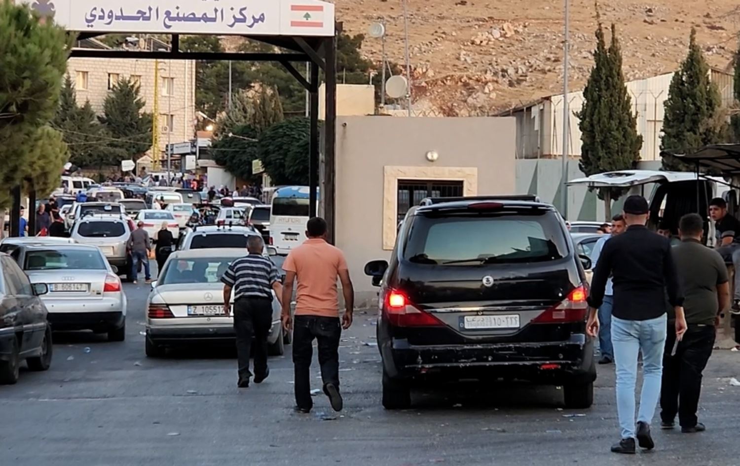 معبر حدودي بين لبنان وسوريا 