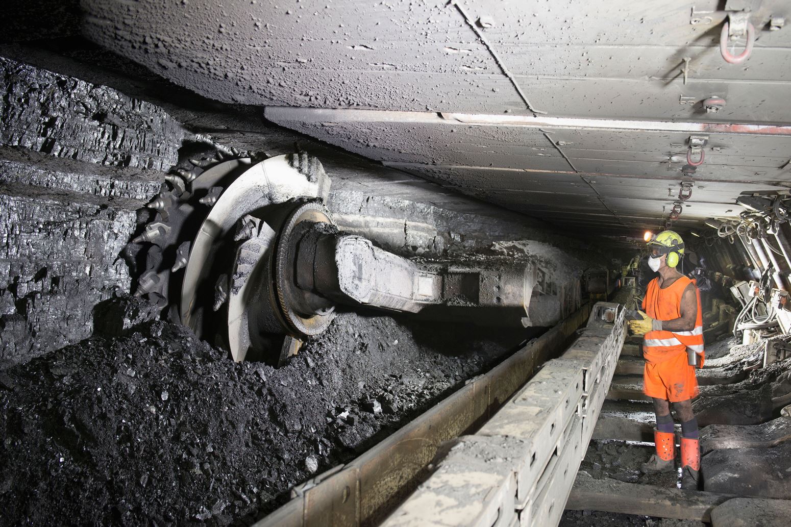 کانێکی خەڵووز لە بەریتانیا