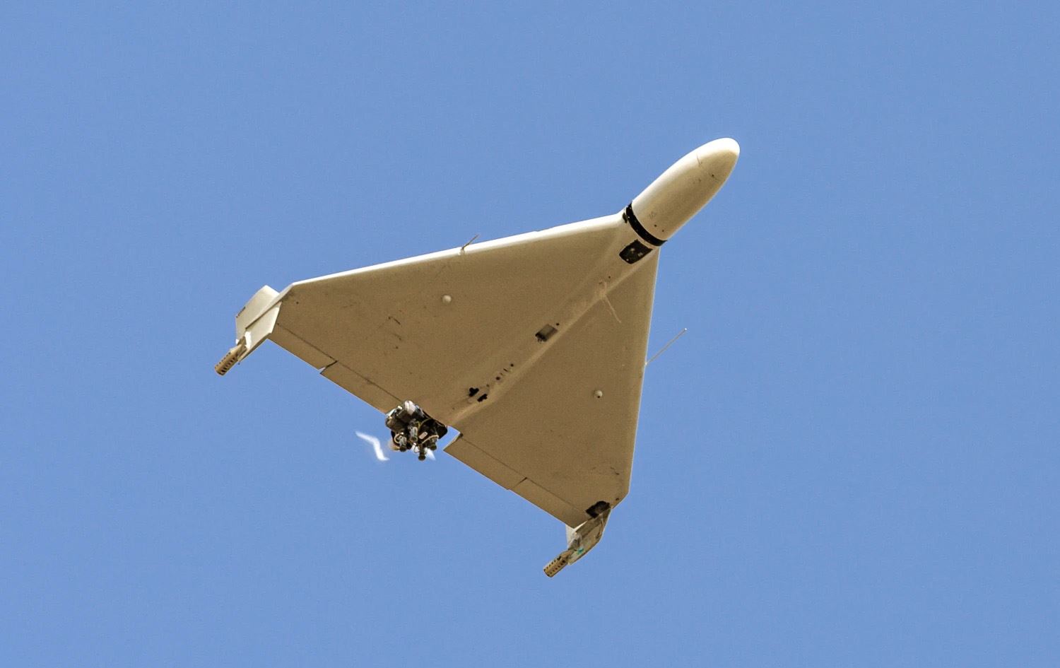 سوپای کوێت: 12 درۆن و 14 مووشەکی ئێرانیمان تێکشکاند