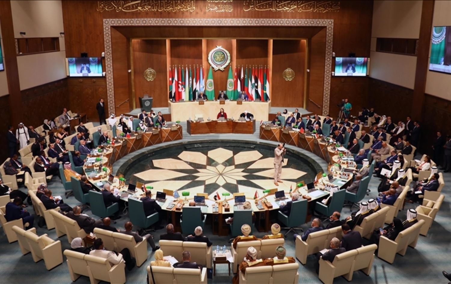 کۆبوونەوەیەکی پێشووی کۆمکاری عەرەبی