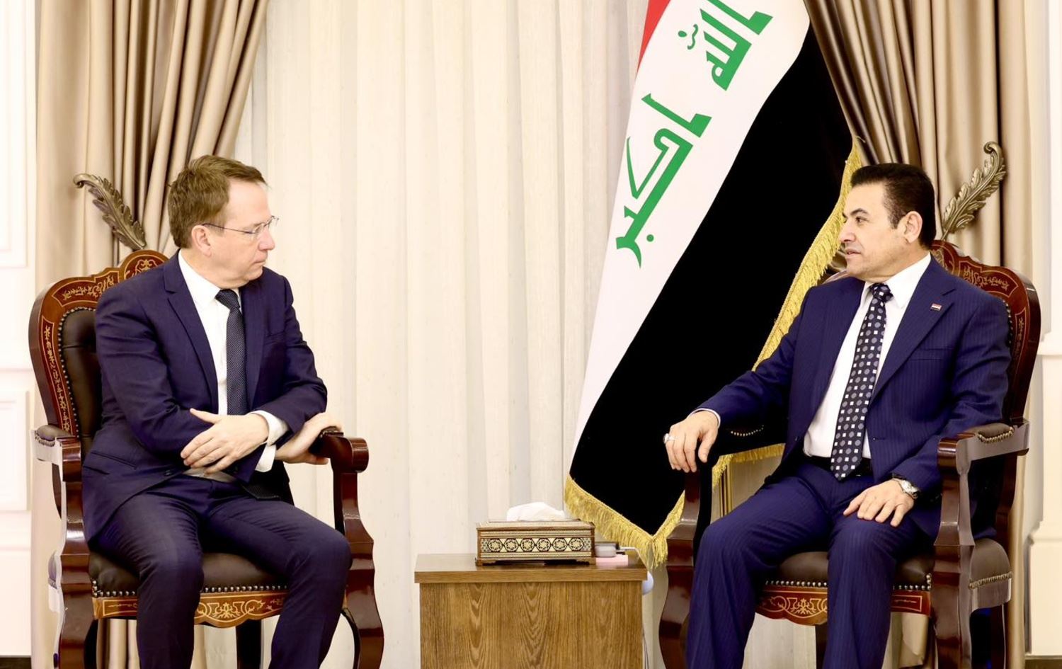 قاسم ئەعرەجی بۆ باڵیۆزی فەرەنسا: رێگە نادەین هیچ مەترسییەک بۆسەر ئاسایشی نێردە دیپلۆماسییەکان دروستبێت