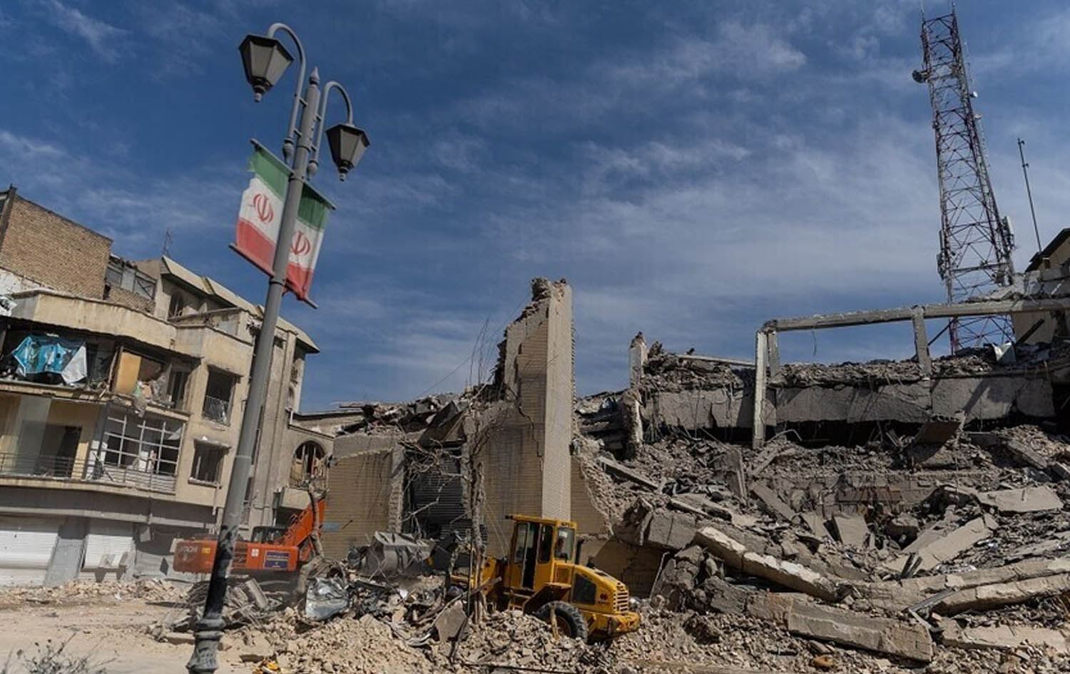 باڵیۆزی ئێران لە نەتەوە یەکگرتووەکان دەڵێت، لە هێرشێکدا بۆسەر قوتابخانەکە 150 قوتابی کوژراون