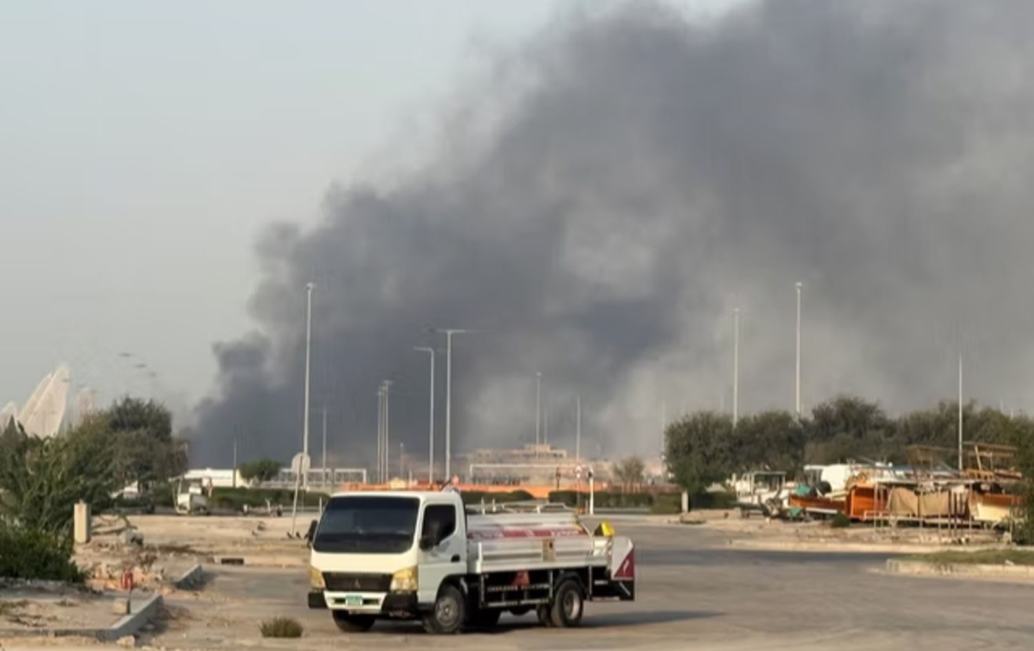 هێرشی سوپای ئێران بۆسەر بەندەری زااید، وێنە: رۆیتەرز